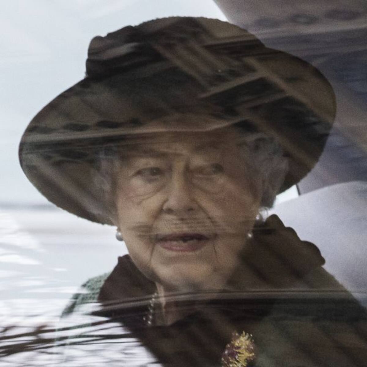 Isabel II asiste a su primer compromiso público en meses