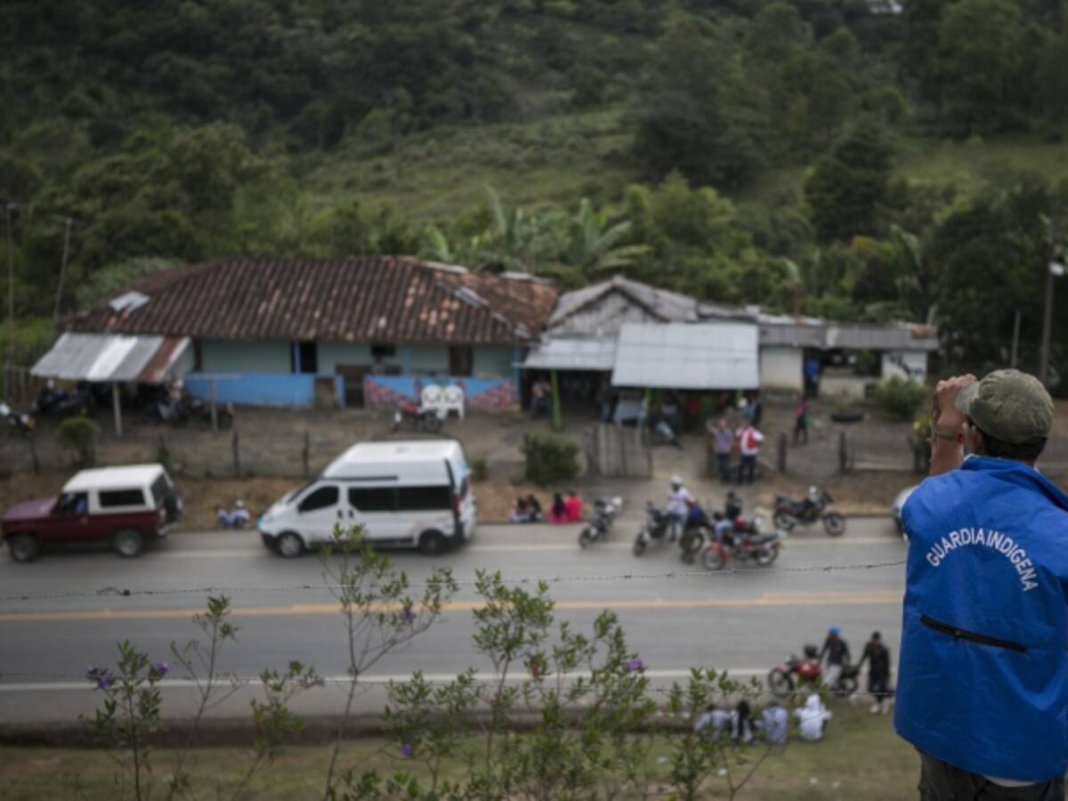 Gobierno y comunidades del Cauca acuerdan apertura de la vía Panamericana