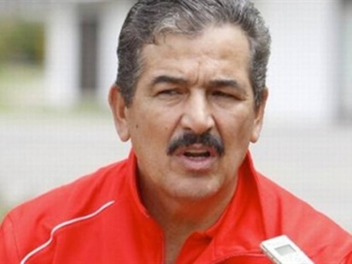 Pinto afirma que selección de México no es superior a la de Costa Rica
