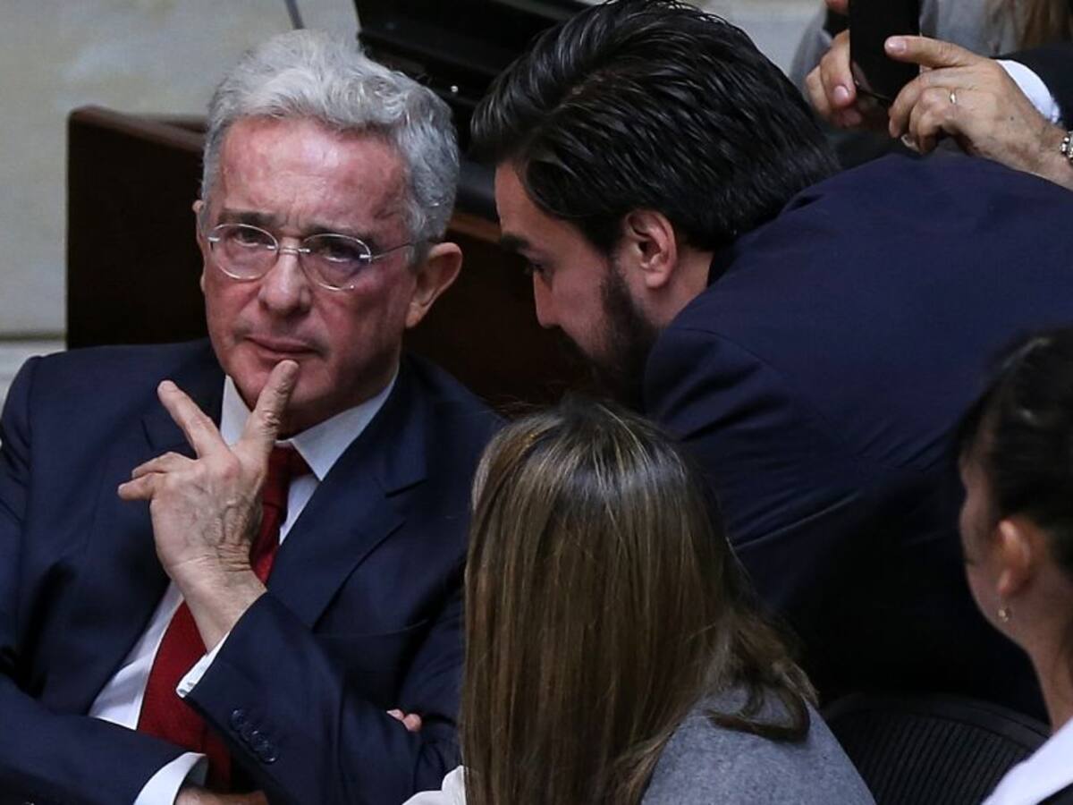 ¿Qué viene para el caso Uribe en la Fiscalía?