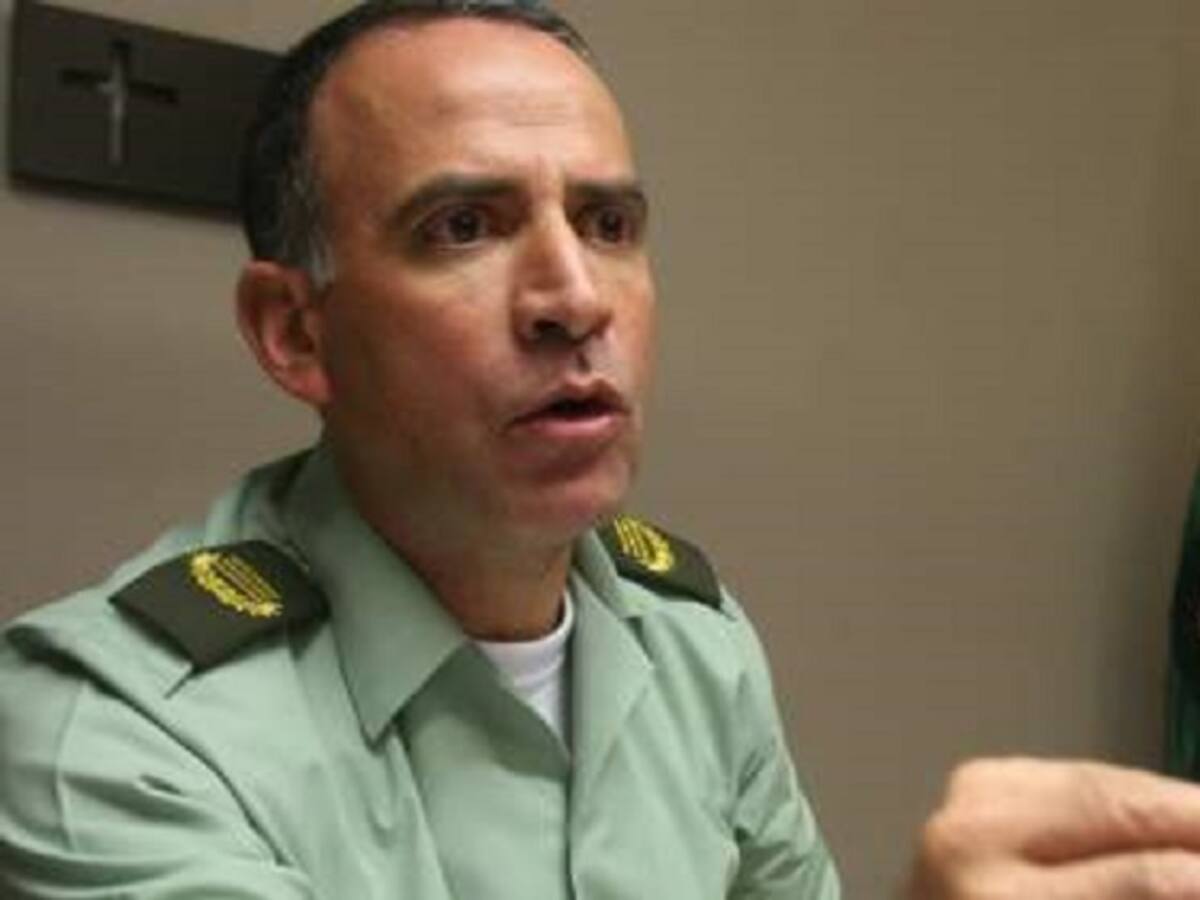 Sabía de un plan para asesinarme, pero no la complicidad de un policía: general Martínez