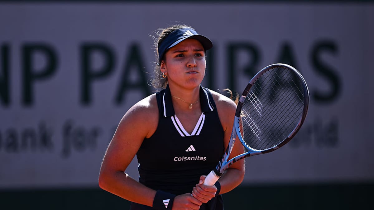 Camila Osorio pierde con Kalinskaya y queda eliminada en tercera ronda de Roland Garros