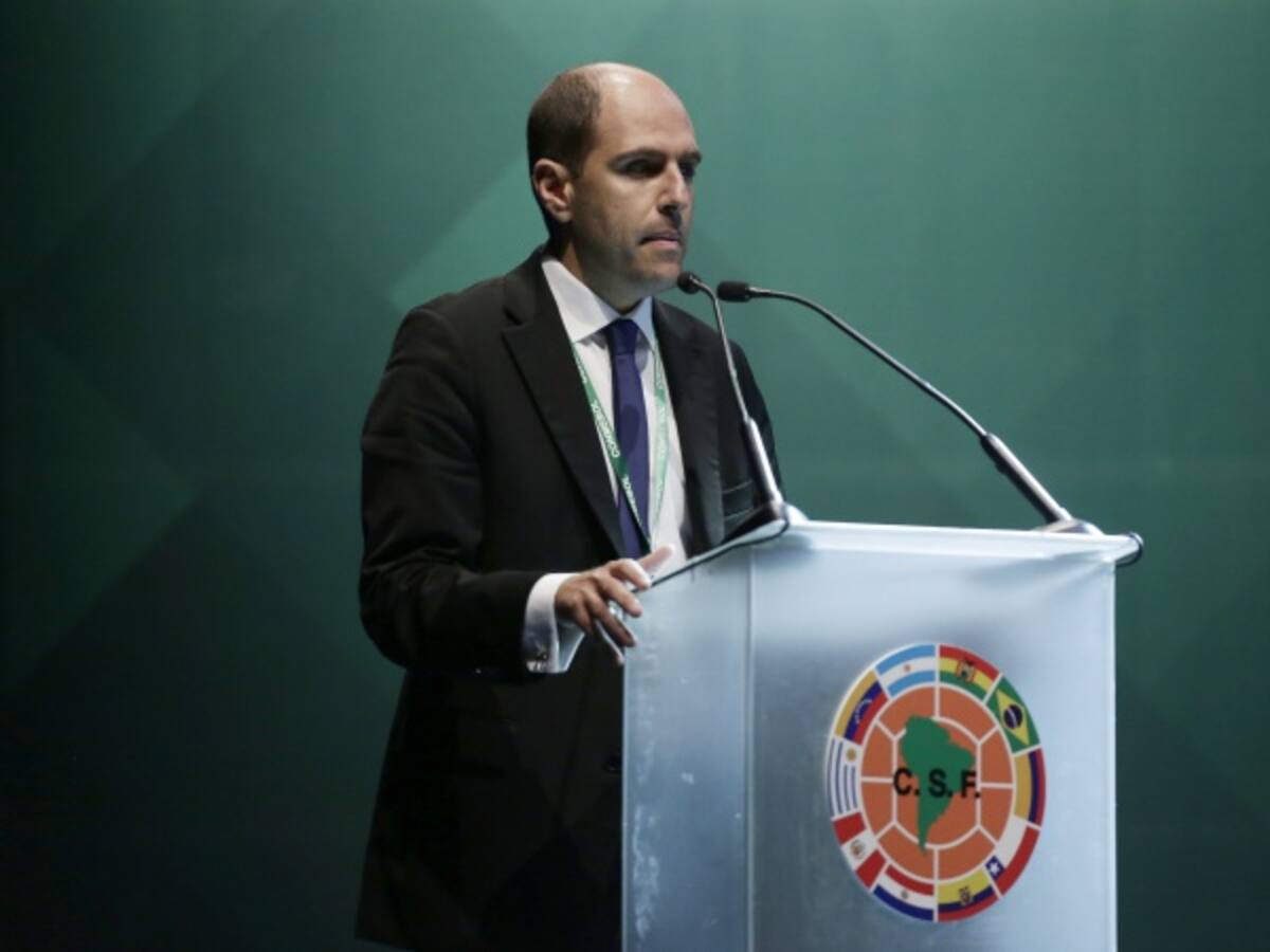 Presidente de la asociación chilena de fútbol viajó a Miami