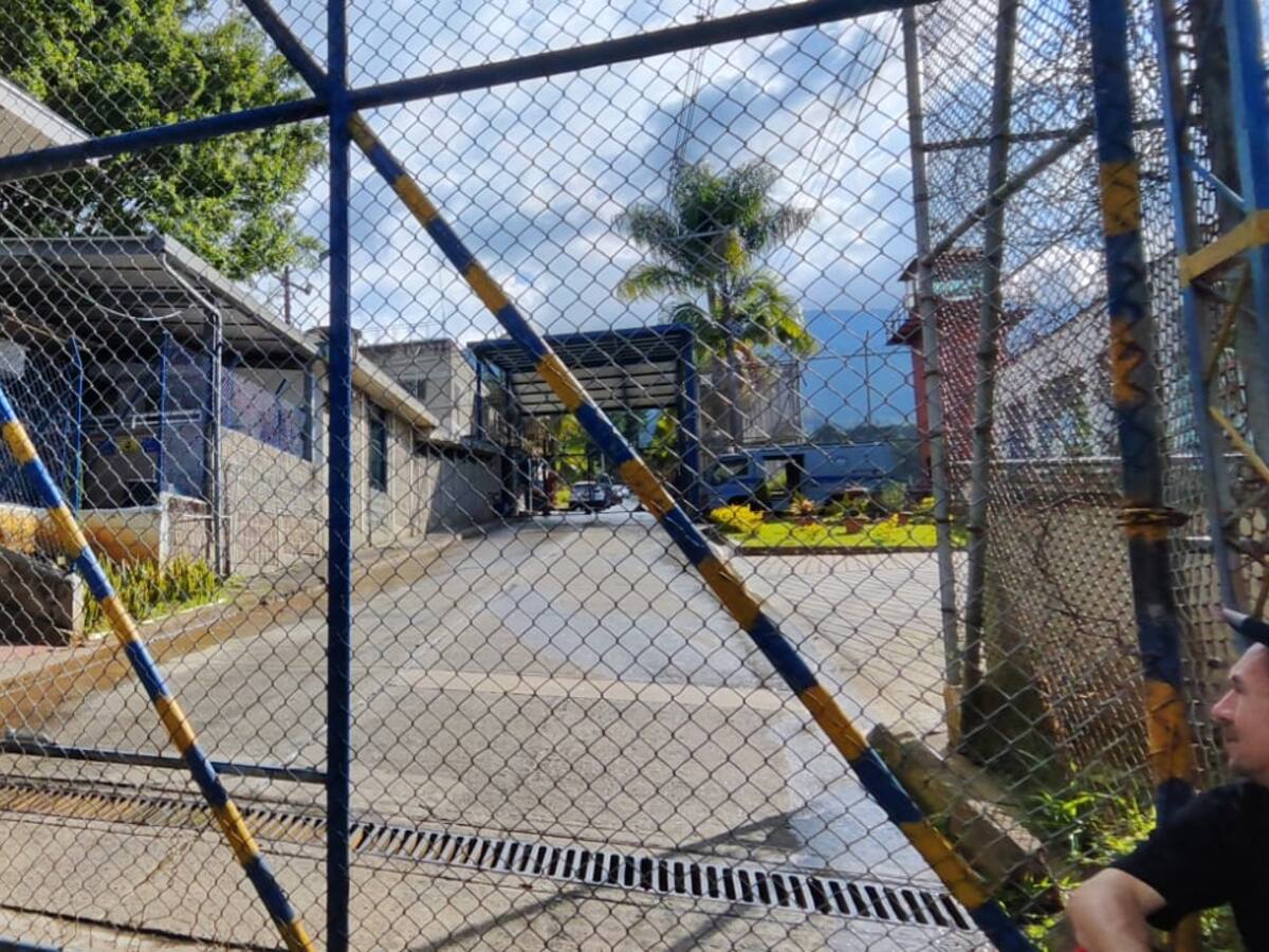 Estructuras ilegales del Valle de Aburrá lamentaron la salida del Comisionado de Paz