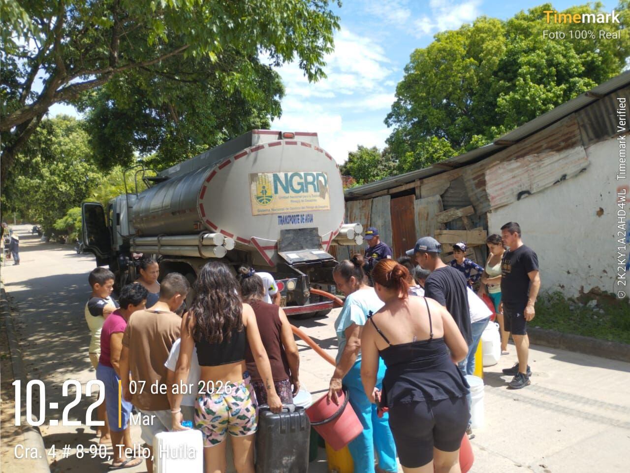 El abastecimiento se realiza con carrotanques del Cuerpo de Bomberos. Foto Redes Sociales