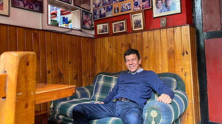 Fernando Calderón España, locutor colombiano, denunció que suplantaron su identidad