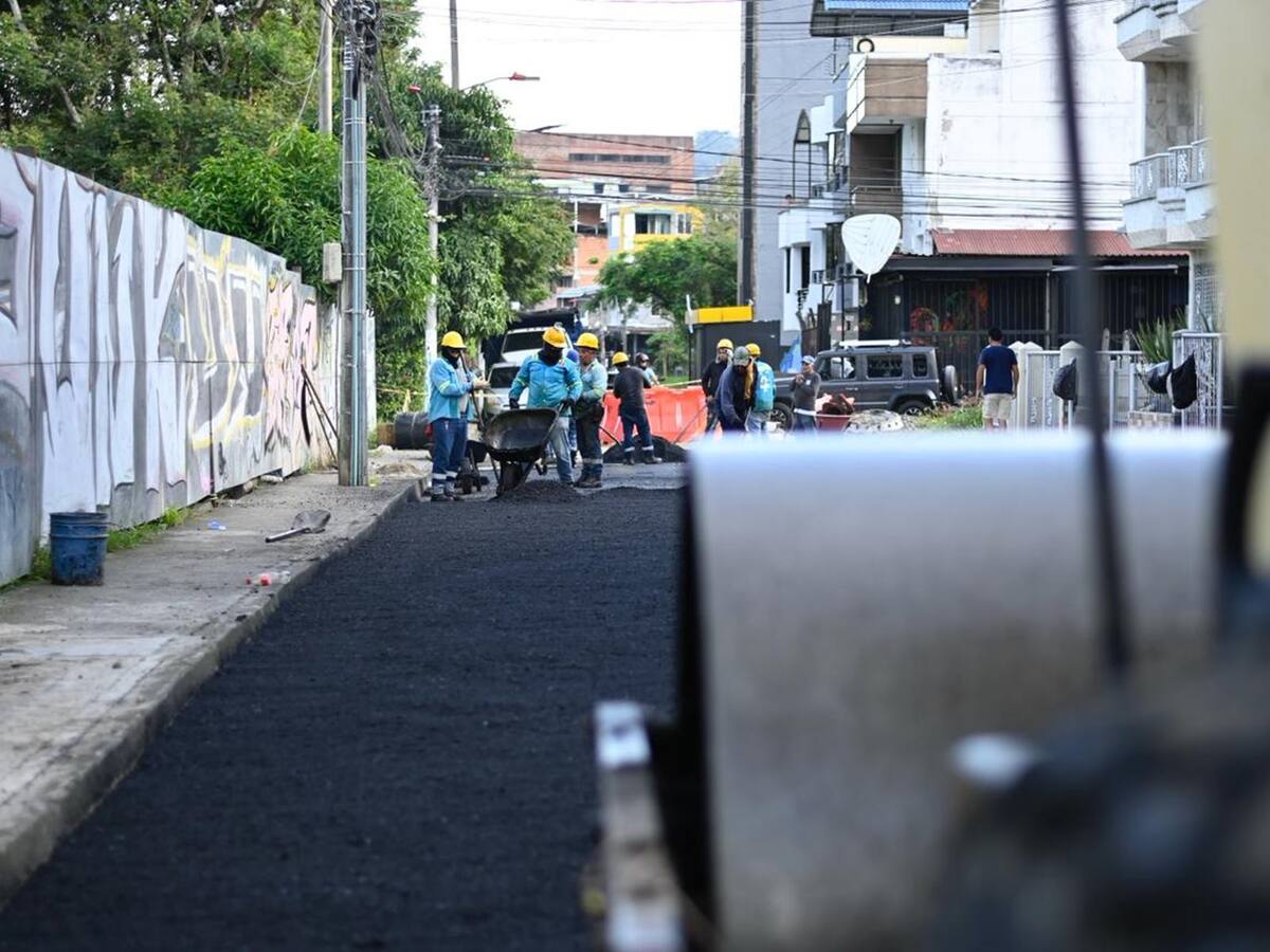 Con una inversión de $30 mil millones se pavimentarán 200 cuadras en los barrios de Ibagué