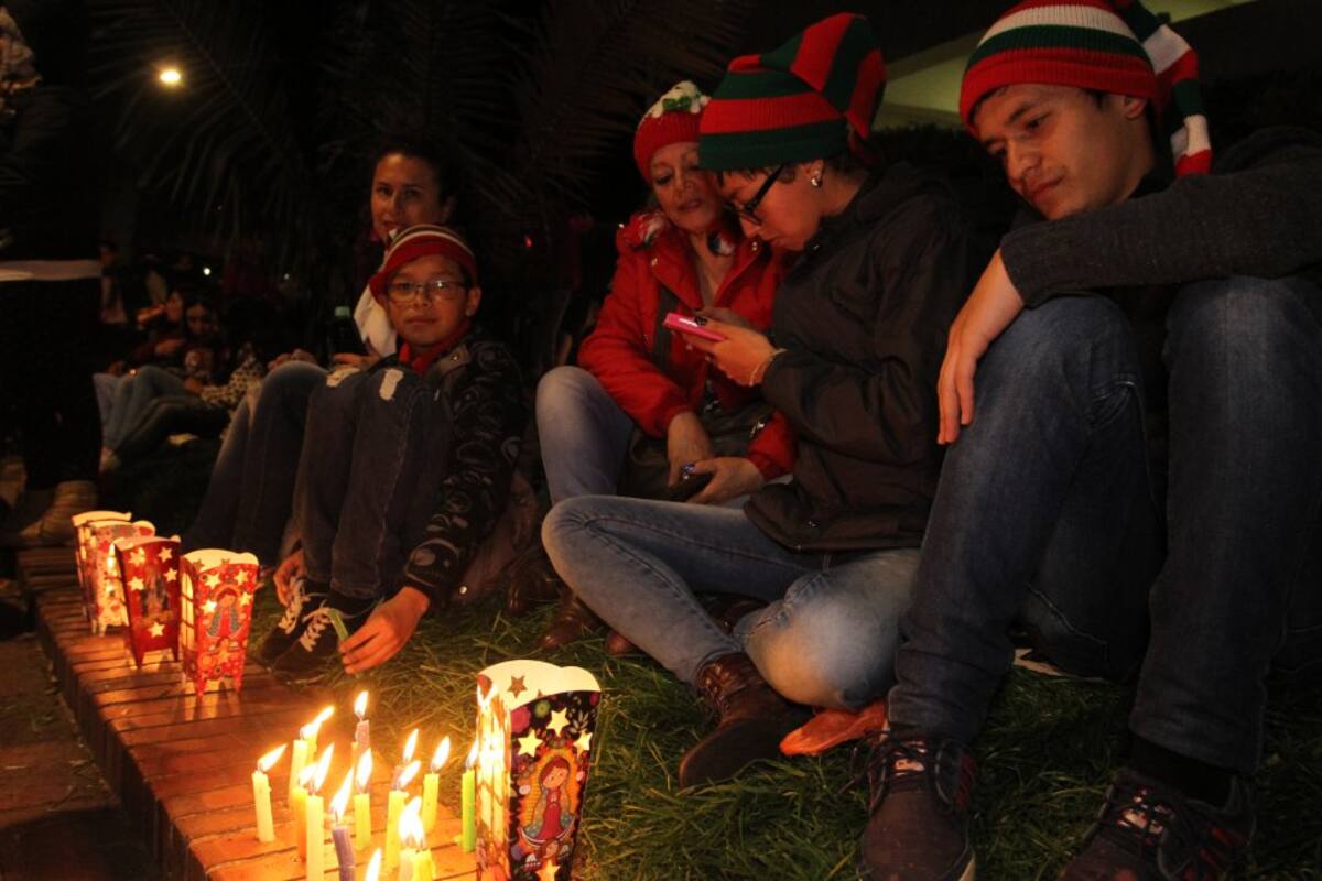 Los bogotanos vivieron la noche de las velitas con una importante reducción en las cifras de quemados.