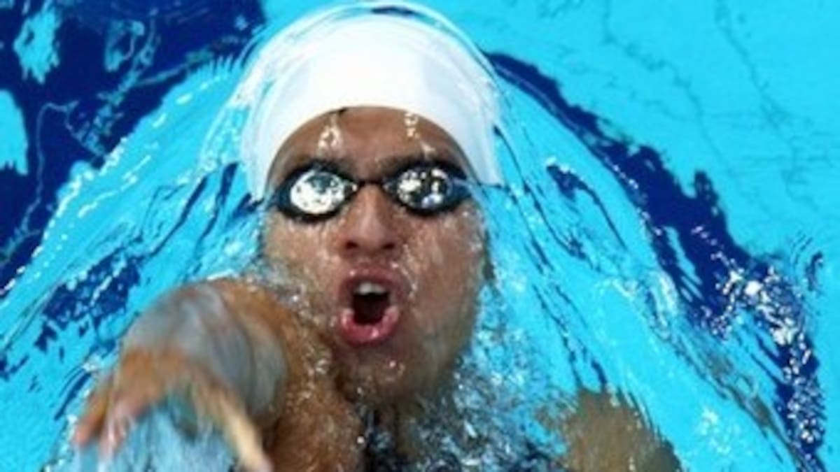 Omar Pinzón impuso nuevo record para Colombia en los Mundiales de Natación