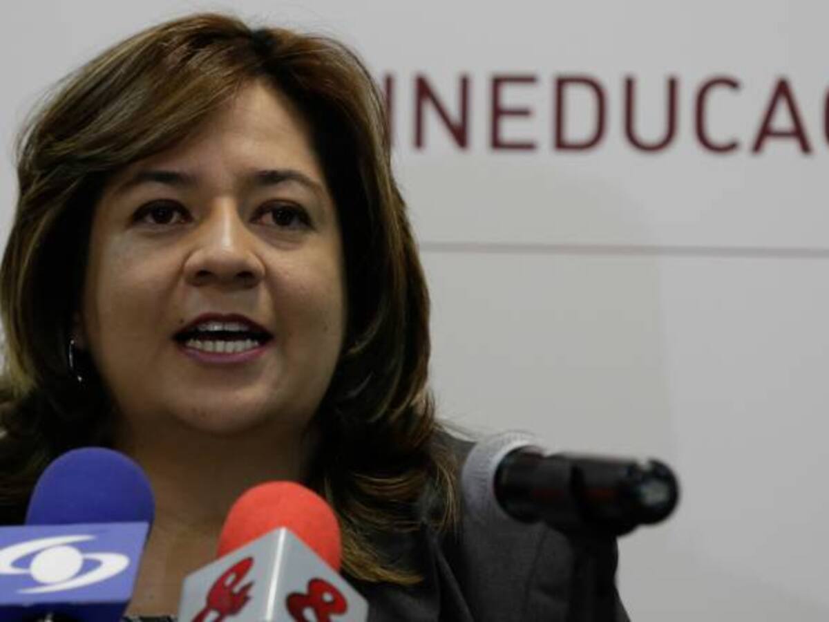 Mineducación ordenó cerrar la Universidad Indígena Intercultural de Colombia