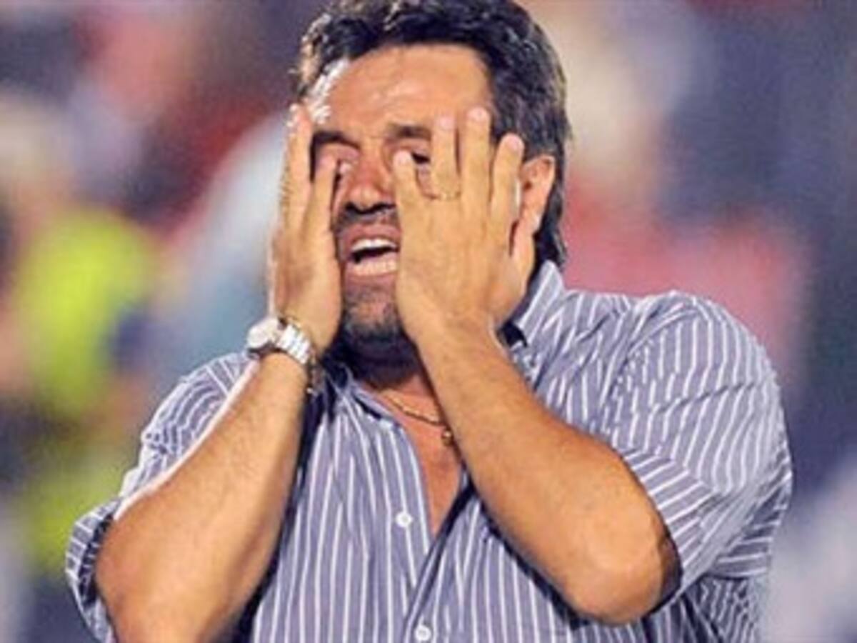Caruso Lombardi seguirá hasta final del torneo: Directivos de Tigre