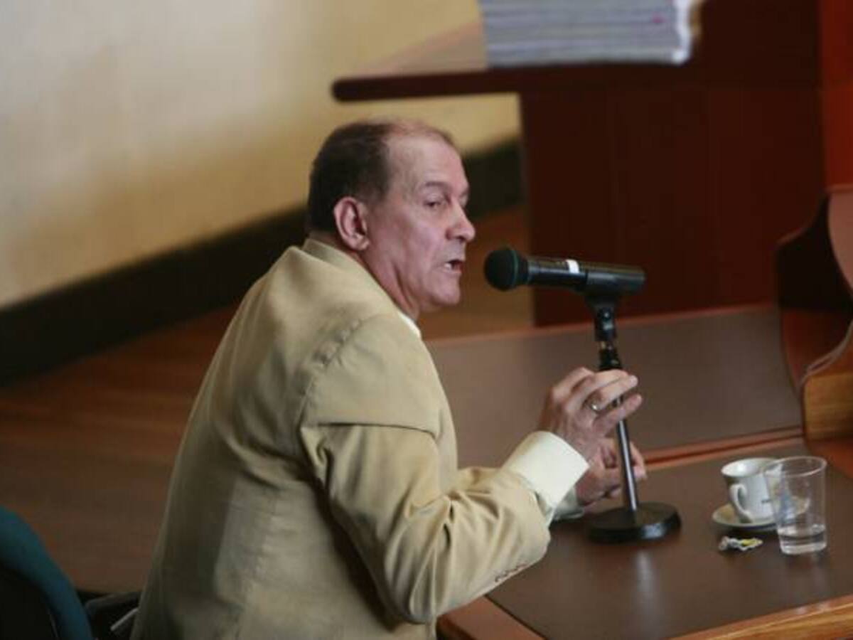 Nuevo llamado a juicio a Ernesto Báez enreda su libertad