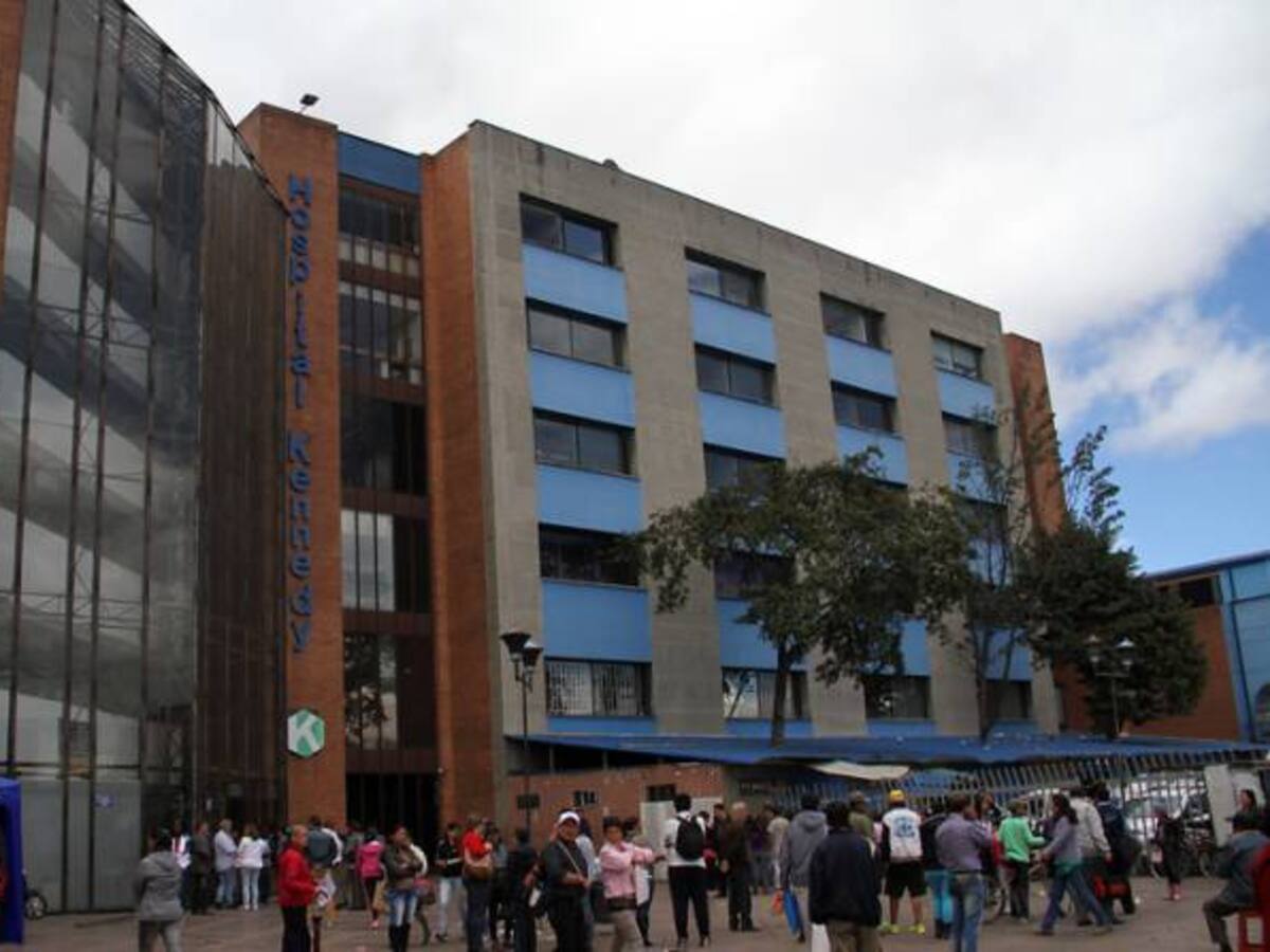 Mi papá murió en una silla por pura negligencia: hija de hombre que murió en Hospital de Kennedy