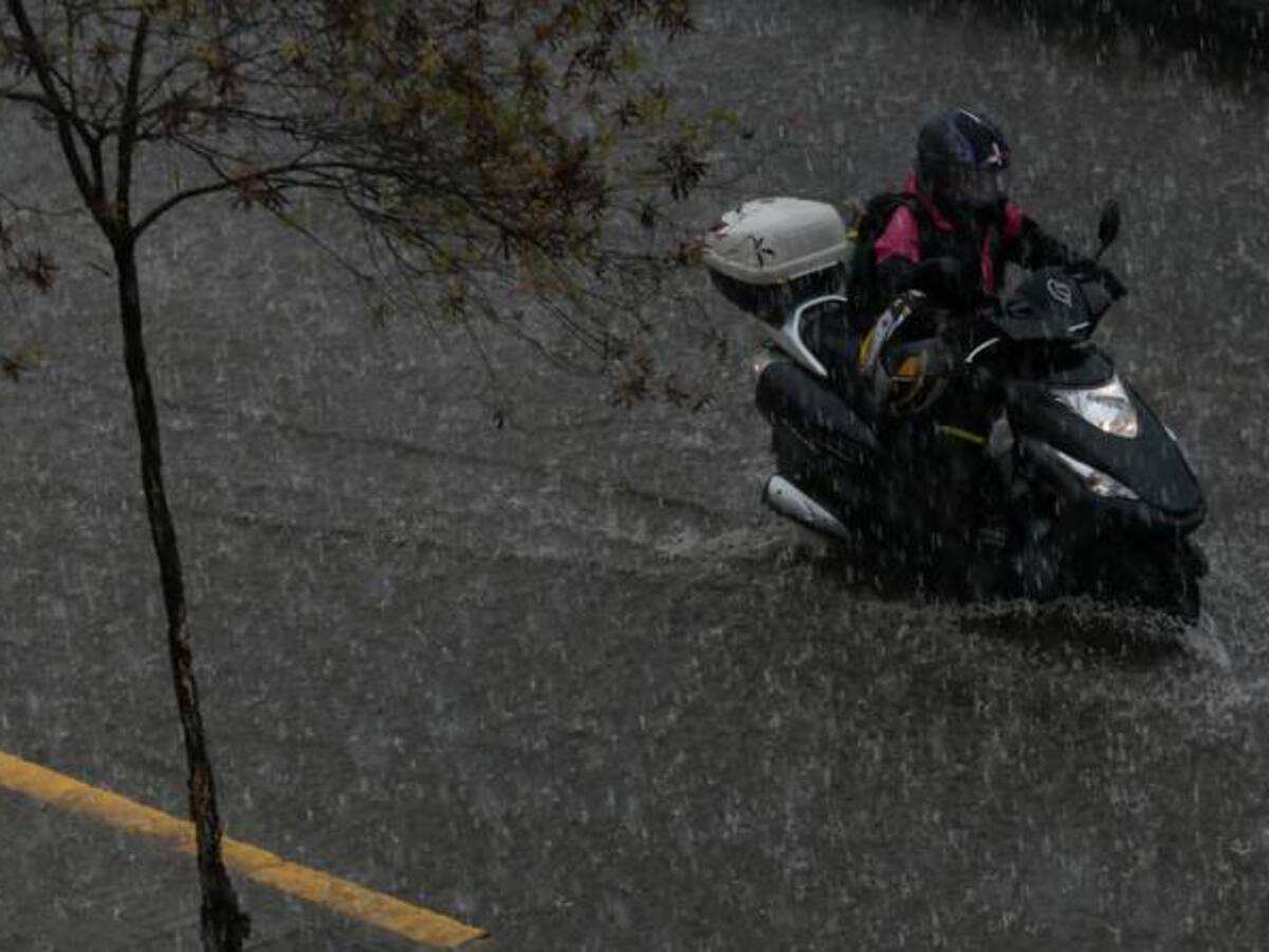 Ayudas humanitarias fueron entregadas a familias afectadas por el invierno en Ibagué