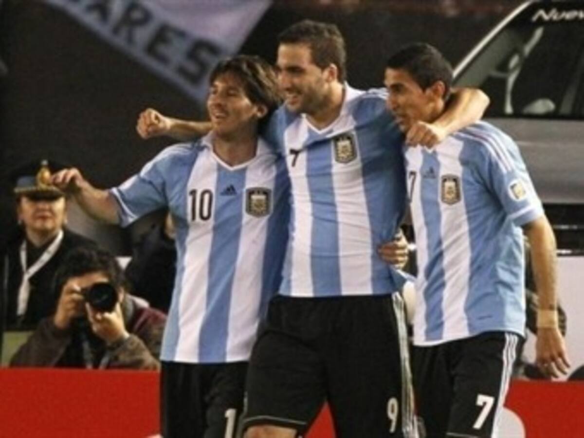 Argentina y sus estrellas se preparan para Uruguay y Chile