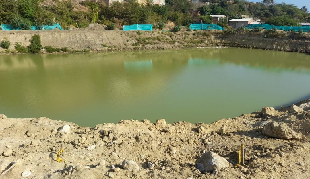 Pozo de agua en donde murió la menor en la vía La Prosperidad. Cortesía