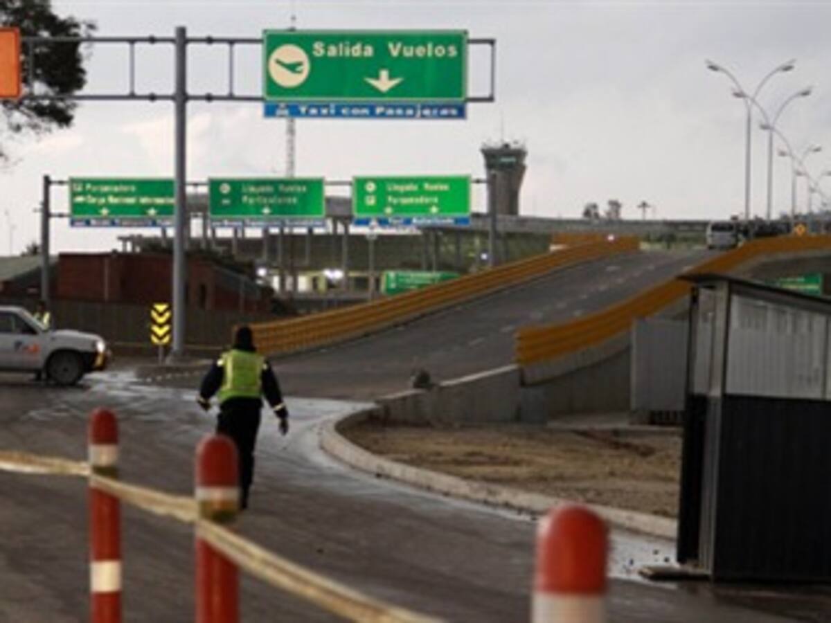 Terminal de Transportes de Bogotá, reconoce retraso en obras