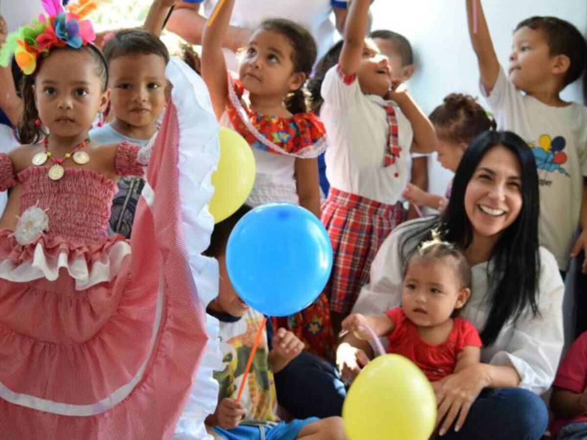 Gestora Social de Bolívar recorre la depresión momposina