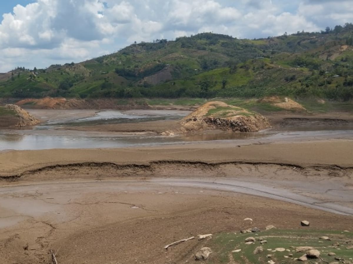 Represa de La Salvajina en Cauca presenta uno de los niveles más bajos en los últimos años