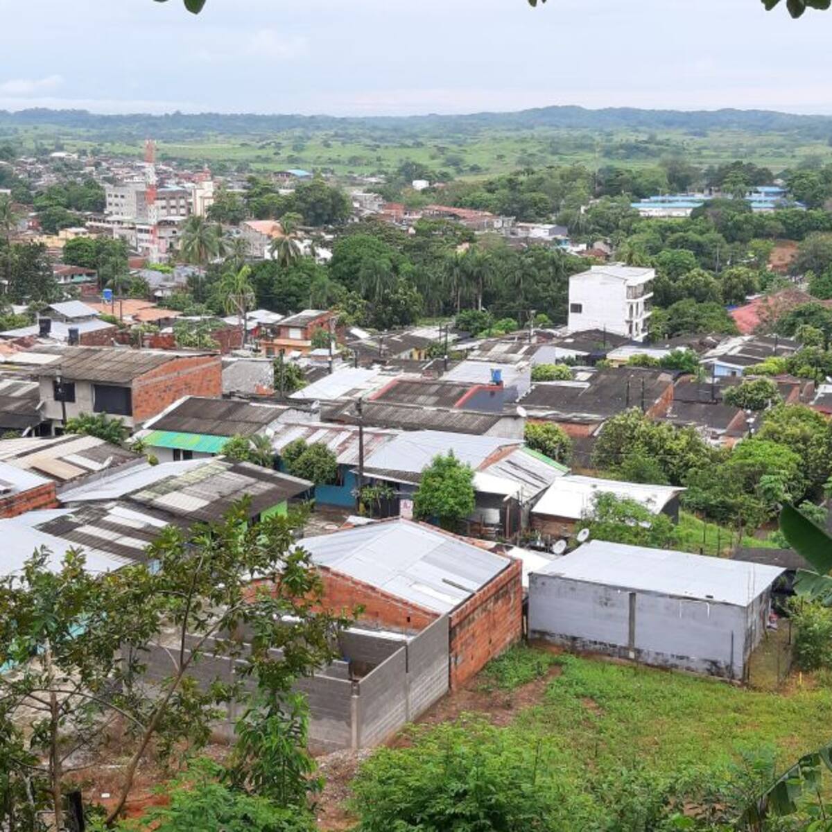 Tarazá: un joven fue asesinado y los homicidas le dejaron un cartel ‘lo matamos por rata’