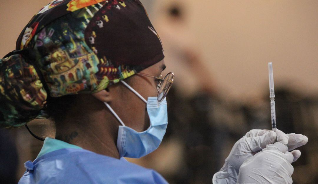 El único requisito es la suscripción del consentimiento informado, en donde manifieste que realizó la evaluación riesgo-beneficio