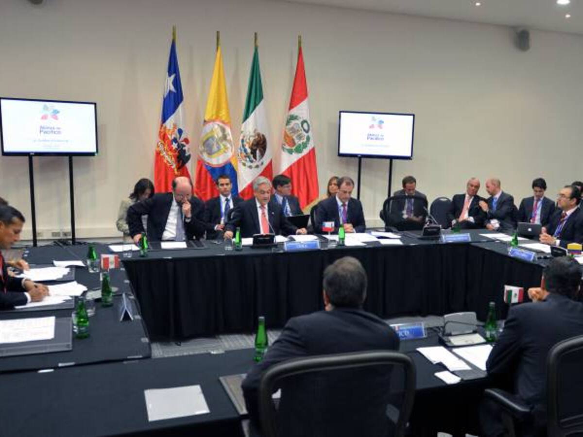 Santos viaja a Ecuador para formalizar contribución de Celac en Misión Especial de la ONU