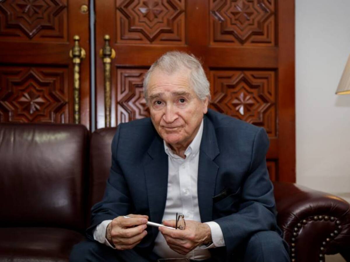 Presidente del Partido Conservador, Omar Yepes, presentará su renuncia al cargo