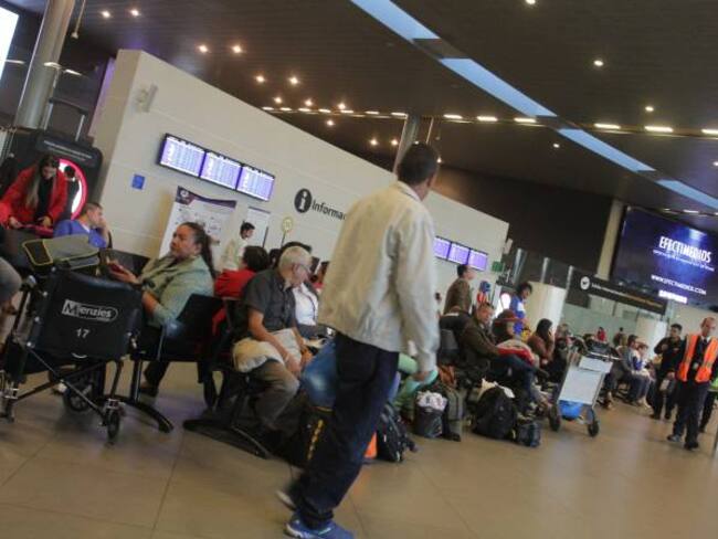 Fallas en El Dorado no han afectado seguridad aérea: Aerocivil