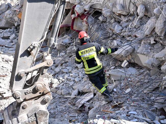 Terremotos Turquía 2023. Foto: Fire Department of Mersin Province / Handout/Anadolu Agency via Getty Images.