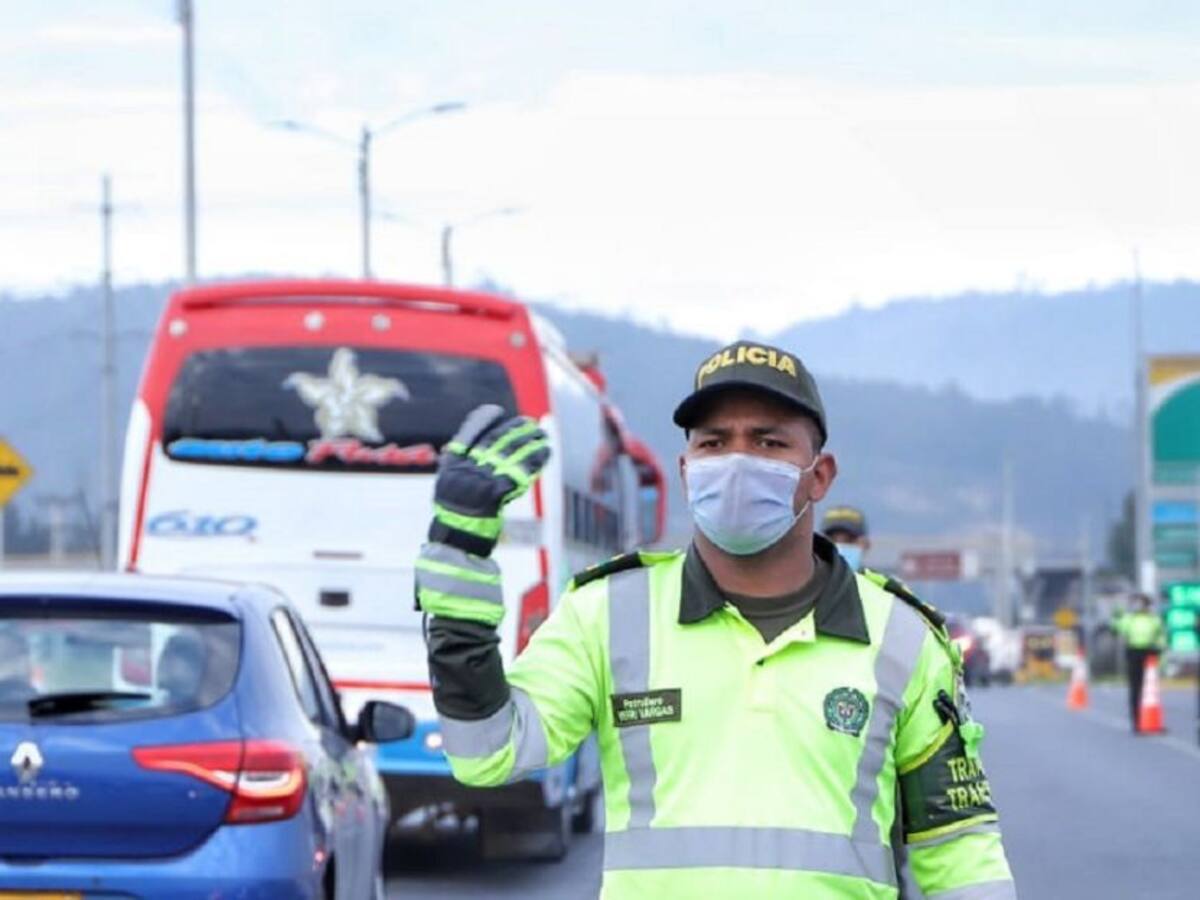 Rigen medidas en vías por movilidad de 2,8 vehículos en puente de Reyes