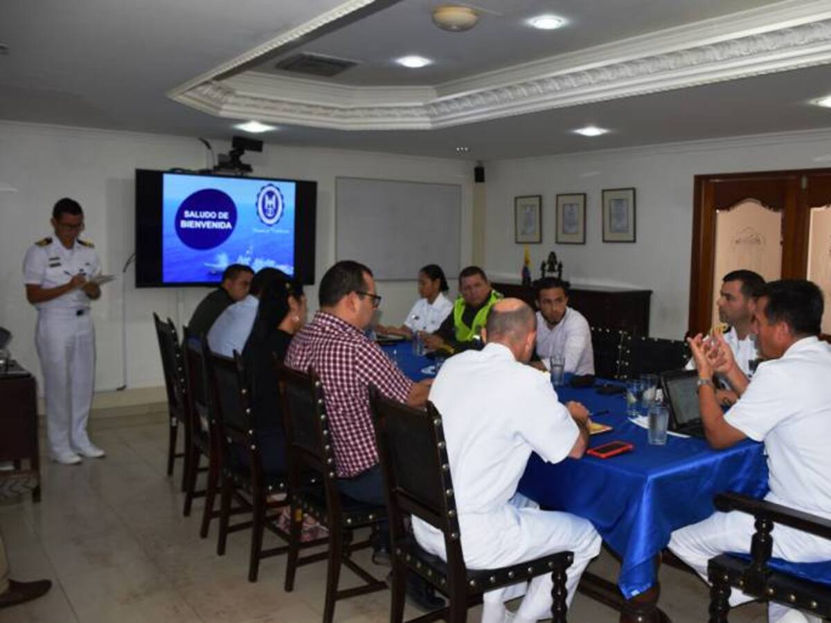 Fuerza pública se une frente a problemas de comunidades de Cartagena