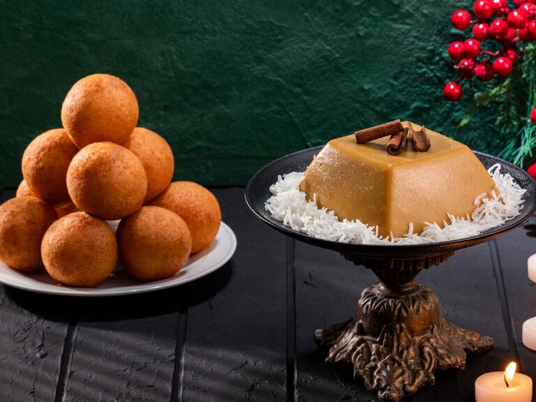 Buñuelos y natilla de Navidad // Getty Images
