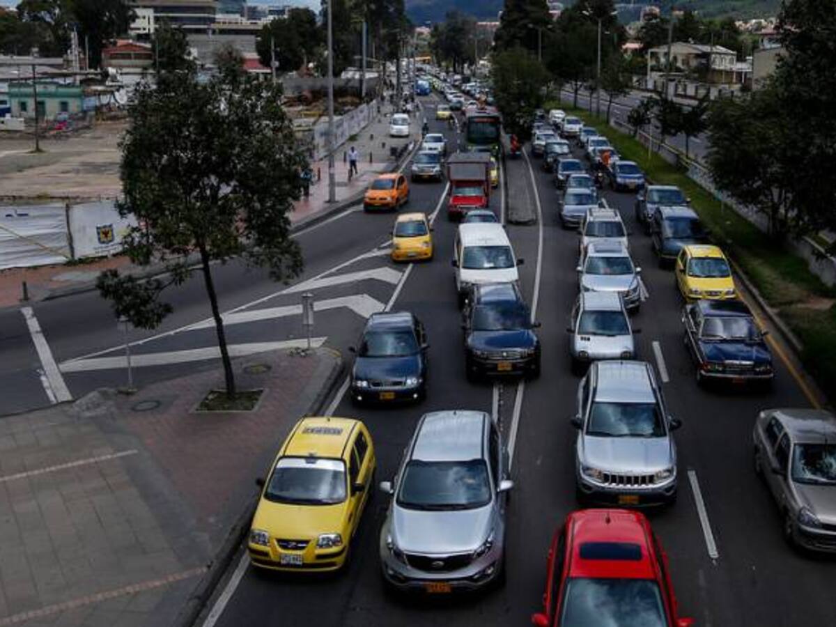 Gobierno anuncia proyecto de ley para regular fotomultas