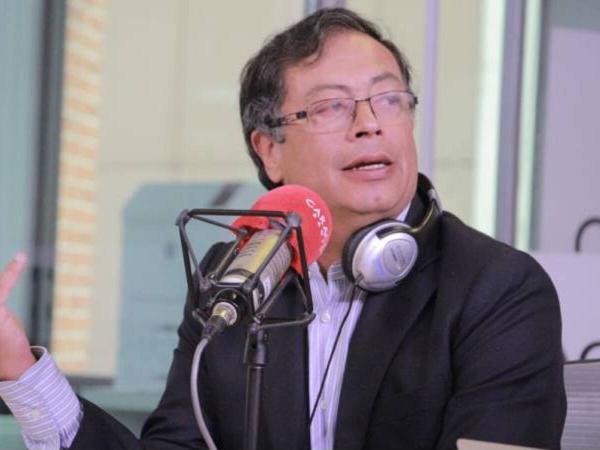 Actual sistema tributario es un golpe a la clase media: Petro