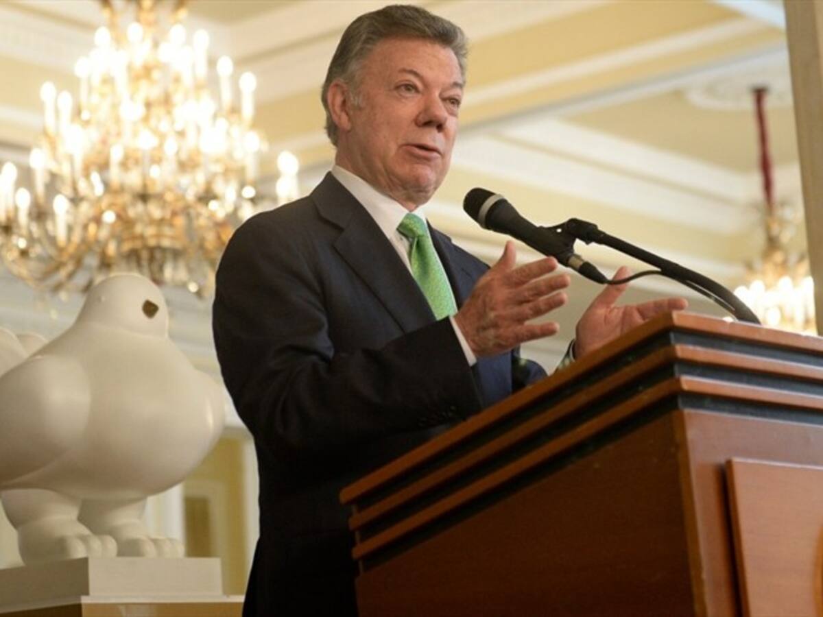 Santos sanciona la ley de procedimiento de la JEP