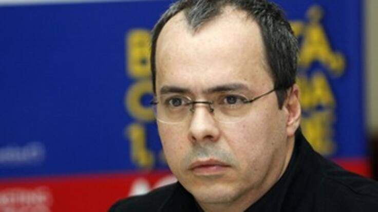 A interrogatorio J.J. Rendón en consulado de Miami