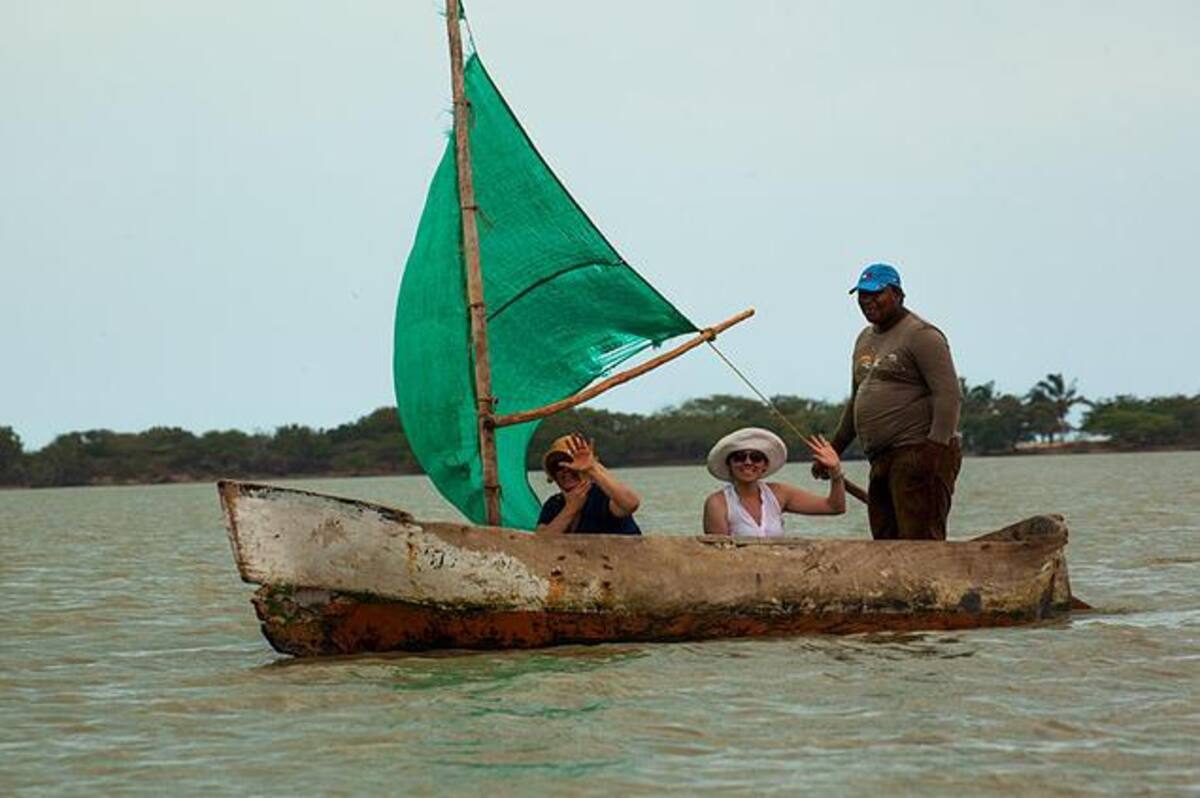 Como la única agencia de viajes con triple certificación Icontec, además de pertenecer a la ANATO, Guajira Tours ofrece las mejores experiencias del norte del país.