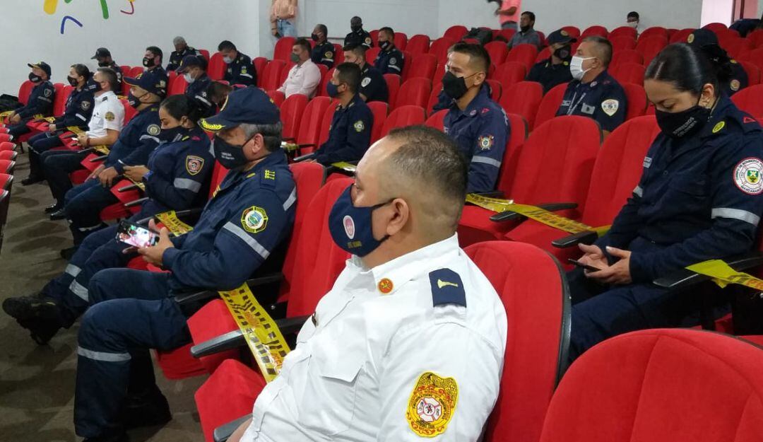 Camandantes de los Cuerpos Oficiales de Bomberos de Caldas