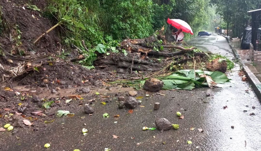 Vía al sector del barrio Baltazar en Ibagué 