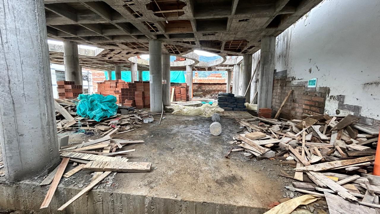 Centro Administrativo Municipal de Hispania - Obra sin terminar