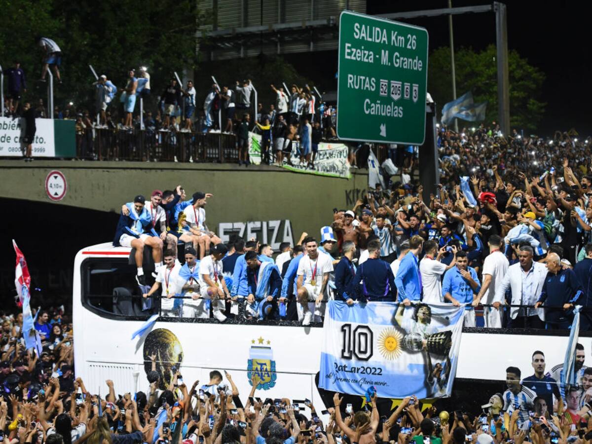¿Por qué la selección argentina tuvo que finalizar su recorrido en caravana?