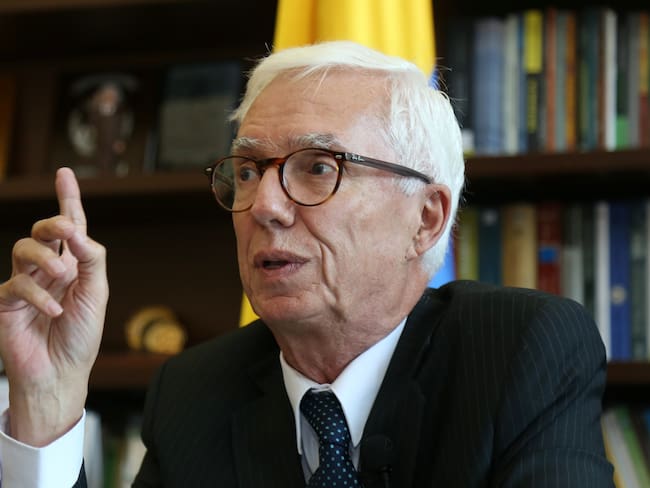 Jorge Robledo: Pienso que quienes están con Duque, no pueden estar en la coalición