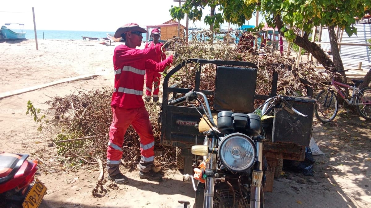 Jornadas integrales de limpieza lideradas por Veolia en zona insular de Cartagena