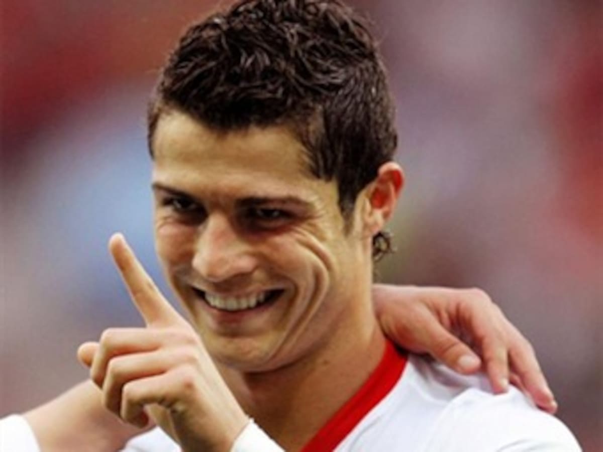 Madre del hijo de Cristiano Ronaldo buscaría recuperar paternidad