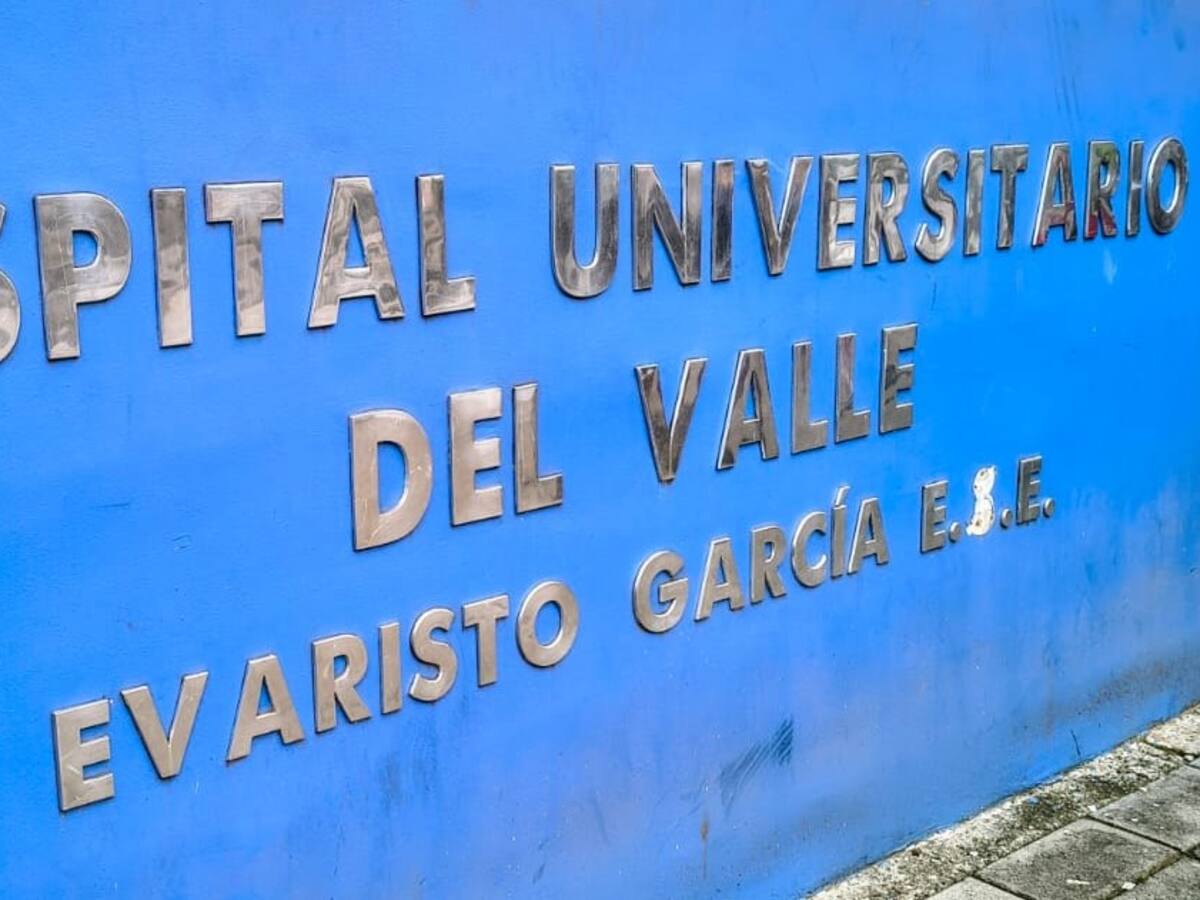 La crisis que viven las EPS ha convertido a los hospitales públicos del país en “basureros sociales”