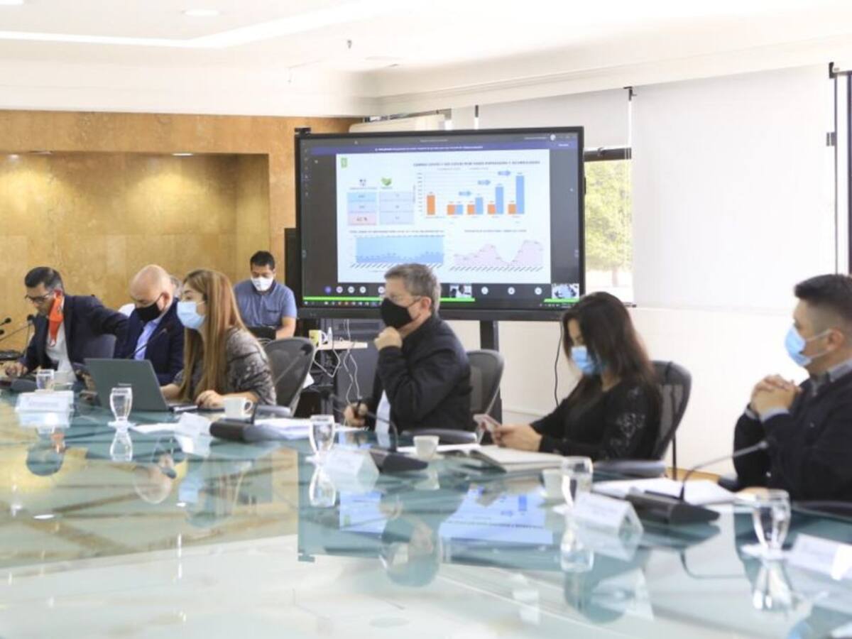 Gobernador (e) de Antioquia y alcaldes definieron medidas para Día sin IVA