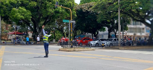 Habilitan doble sentido en tres vías de Cali para facilitar acceso a zonas afectadas por terremoto. Foto: suministrada.