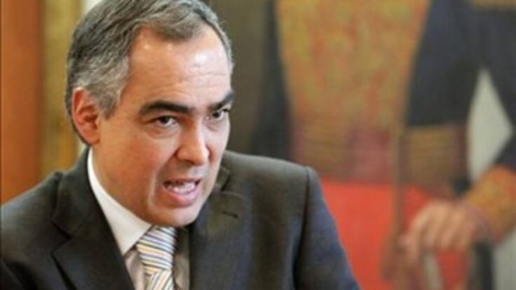 'El camino de las bandas criminales es el sometimiento a la justicia': mindefensa