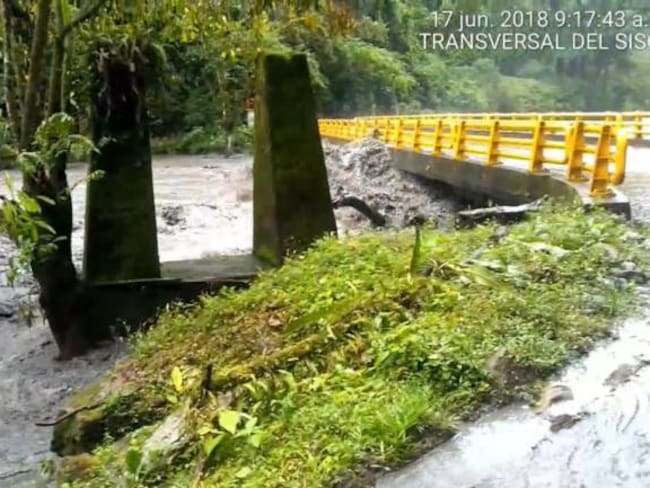 Lluvias provocaron desbordamiento de un río en la vía Boyacá-Casanare
