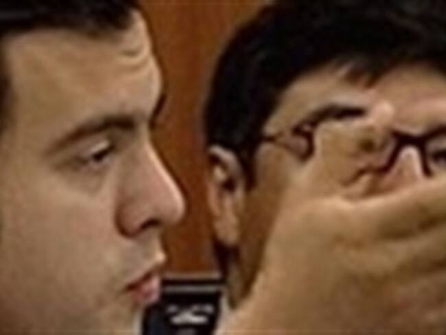 Acusan a Minhancienda de favorecer a familiares con medidas de la Emergencia Social